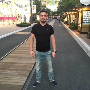 Meet your Posher, Deniz